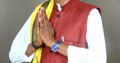 पोस्ट आफिस बंद  होने से आसपास के  ग्राम वासियों का आक्रोश देखने को मिला