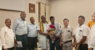 आदिवासियों के विभिन्न ज्वलंत समस्याओं के निराकरण हेतु केंद्रीय राज्य मंत्री श्री दुर्गा दास उइके को संघ ने सौंपा ज्ञापन