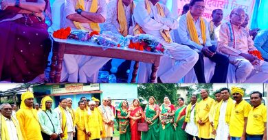 कृतिका राज और अदिति मरकाम गोंड समाज के गौरव … इंदरमन मरकाम ने 10 – 10 हजार रूपये की प्रोत्साहन राशि देकर सम्मानित किया